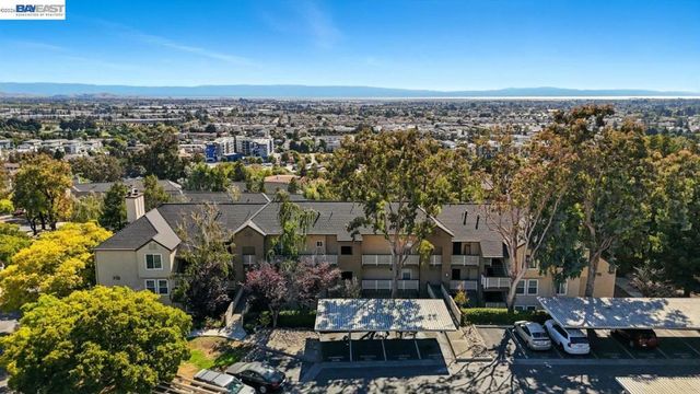 715 Heath Ct 390, Hayward, CA 94544