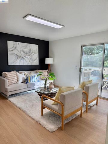 715 Heath Ct 390, Hayward, CA 94544