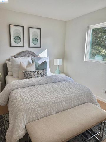 715 Heath Ct 390, Hayward, CA 94544