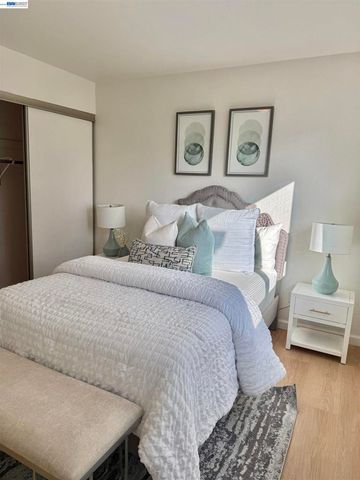 715 Heath Ct 390, Hayward, CA 94544