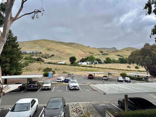 715 Heath Ct 390, Hayward, CA 94544