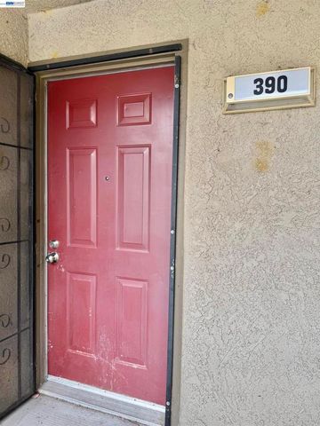 715 Heath Ct 390, Hayward, CA 94544