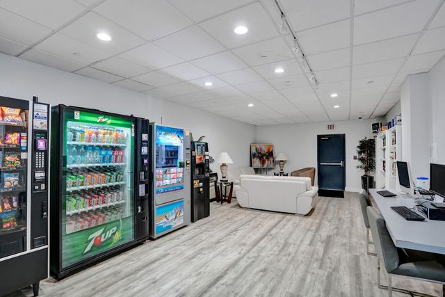 405 N Ocean Boulevard 1929, Pompano Beach, FL 33062