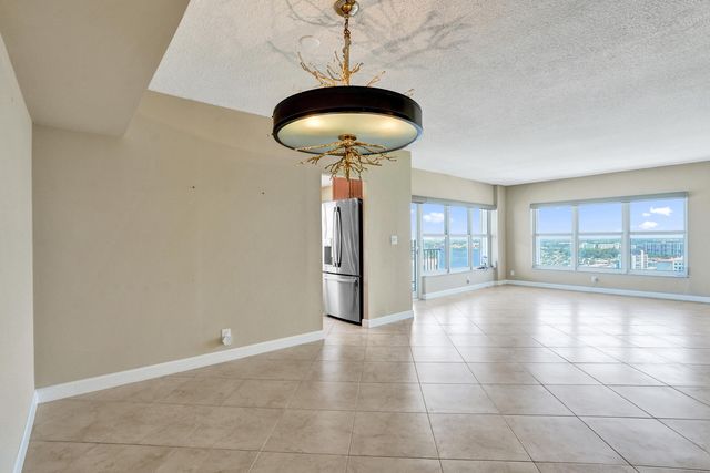 405 N Ocean Boulevard 1929, Pompano Beach, FL 33062