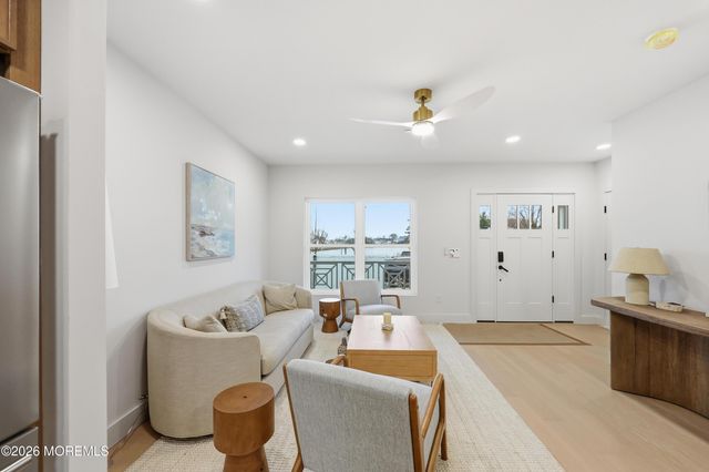 801 Main Street A4, Avon-by-the-sea, NJ 07717