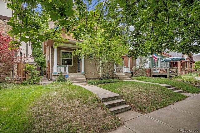 1060 Saint Paul Street, Denver, CO 80206