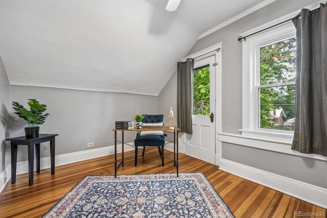 1060 Saint Paul Street, Denver, CO 80206