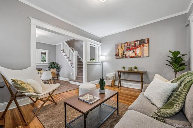 1060 Saint Paul Street, Denver, CO 80206