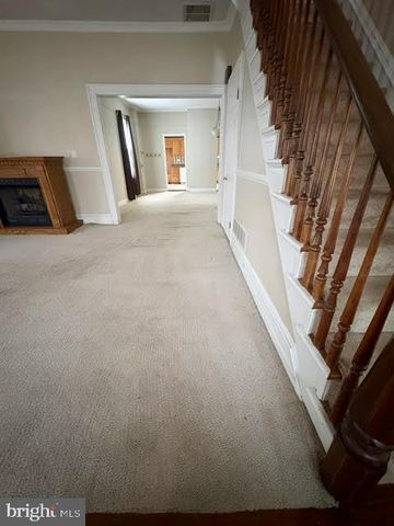 103 EAYRESTOWN RD, Southampton, NJ 08088