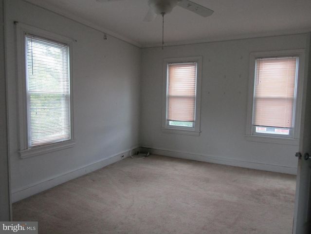 103 EAYRESTOWN RD, Southampton, NJ 08088