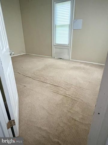 103 EAYRESTOWN RD, Southampton, NJ 08088
