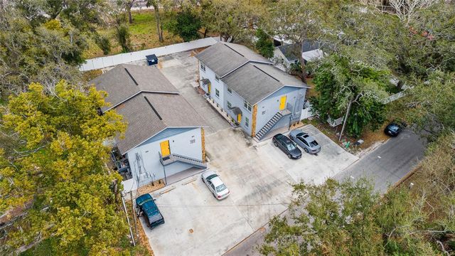 7917 LAKESHORE DRIVE, Tampa, FL 33604