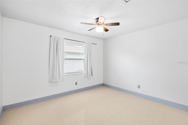 7917 LAKESHORE DRIVE, Tampa, FL 33604