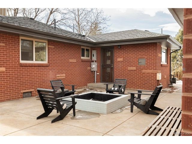 2042 Salisbury Ct, Lafayette, CO 80026