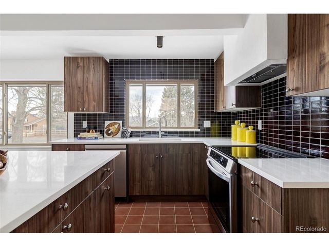 2042 Salisbury Ct, Lafayette, CO 80026