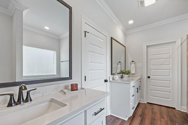 44022 Bayou Blvd, St Amant, LA 70774