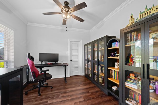 44022 Bayou Blvd, St Amant, LA 70774