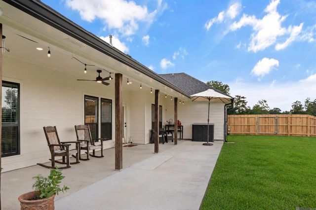 44022 Bayou Blvd, St Amant, LA 70774