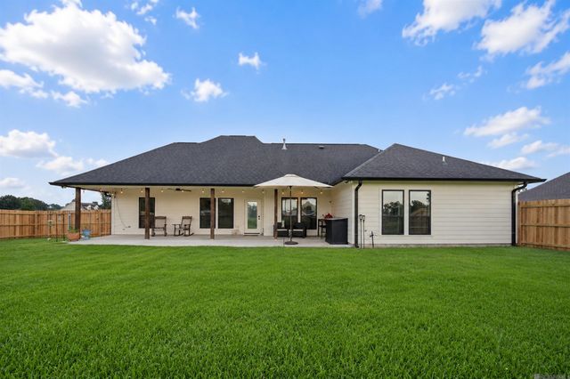 44022 Bayou Blvd, St Amant, LA 70774