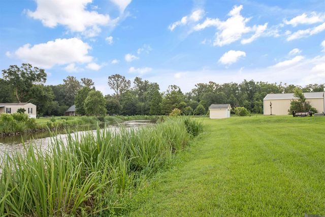 44022 Bayou Blvd, St Amant, LA 70774