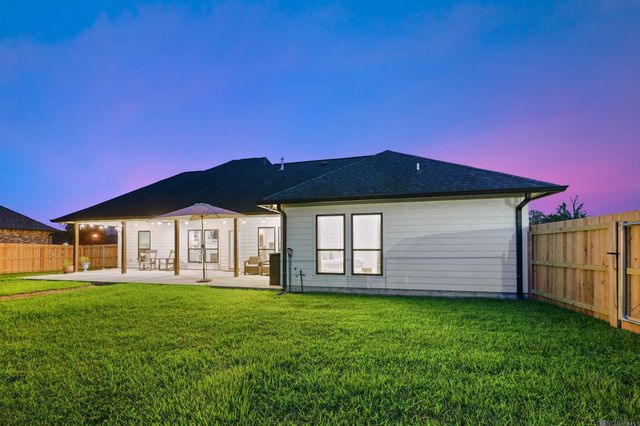 44022 Bayou Blvd, St Amant, LA 70774