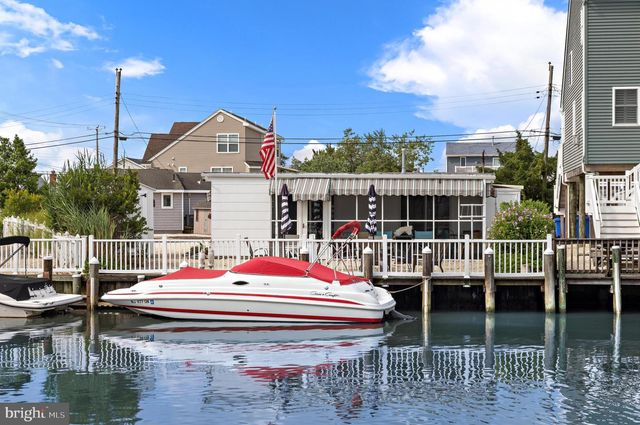 7 HAROLD LN, Manahawkin, NJ 08050