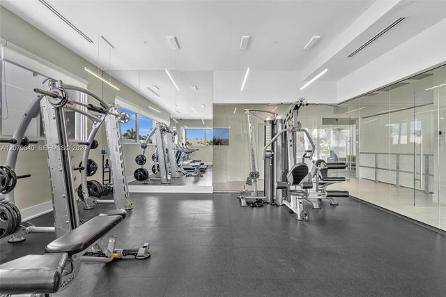 9870 NW 74th Terrace, Doral, FL 33178