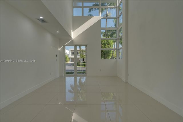 9870 NW 74th Terrace, Doral, FL 33178