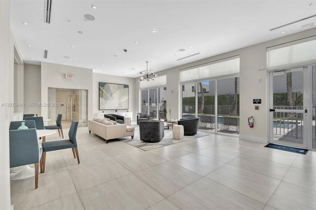 9870 NW 74th Terrace, Doral, FL 33178