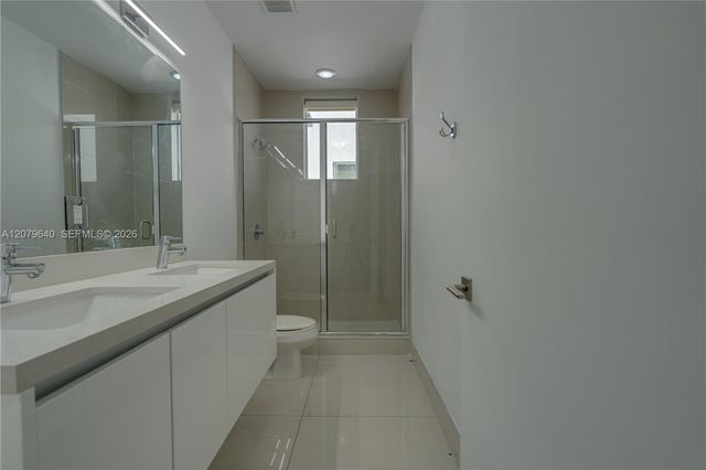 9870 NW 74th Terrace, Doral, FL 33178