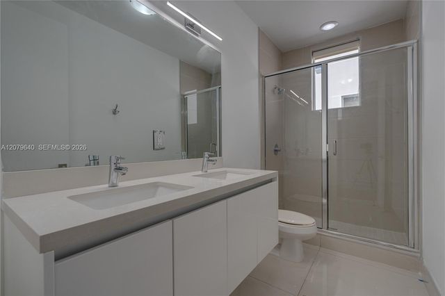 9870 NW 74th Terrace, Doral, FL 33178