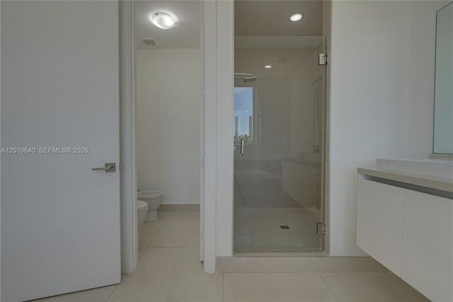 9870 NW 74th Terrace, Doral, FL 33178