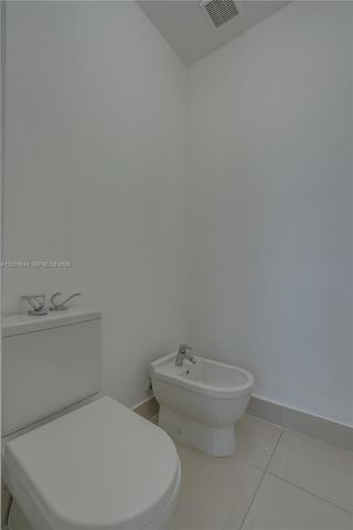 9870 NW 74th Terrace, Doral, FL 33178