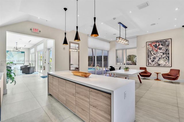 9870 NW 74th Terrace, Doral, FL 33178
