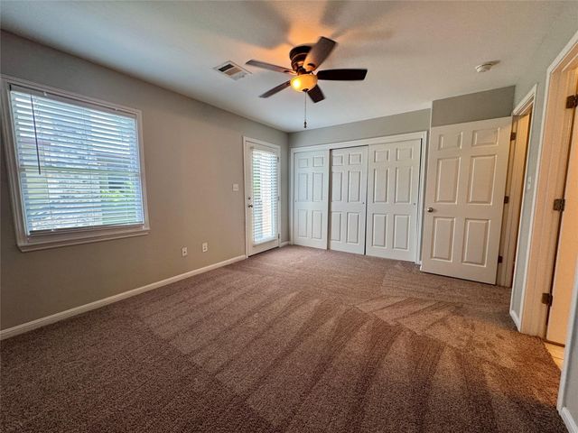 6900 E Riverside DR 8, Austin, TX 78741