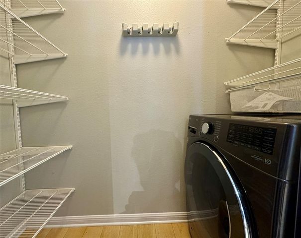 6900 E Riverside DR 8, Austin, TX 78741