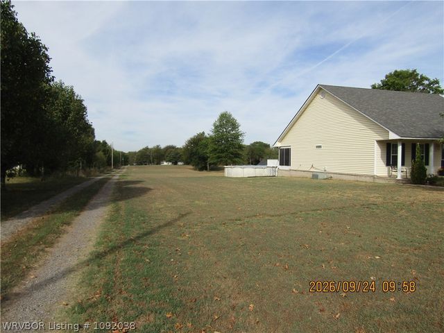 403 N Gray Street, Pocola, OK 74902
