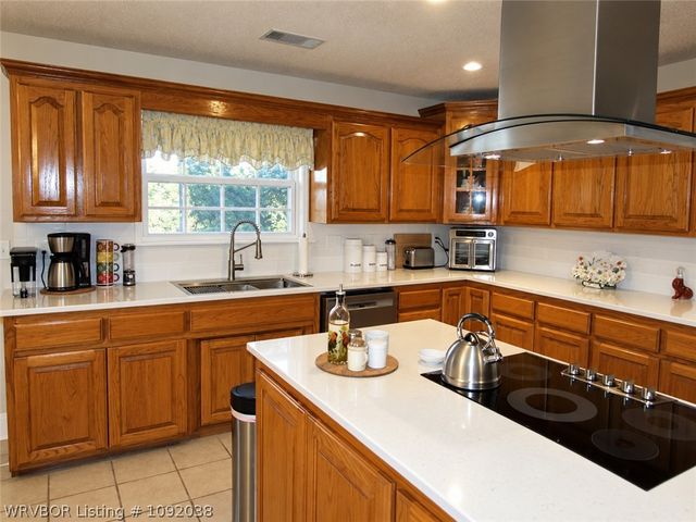 403 N Gray Street, Pocola, OK 74902