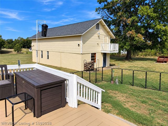 403 N Gray Street, Pocola, OK 74902