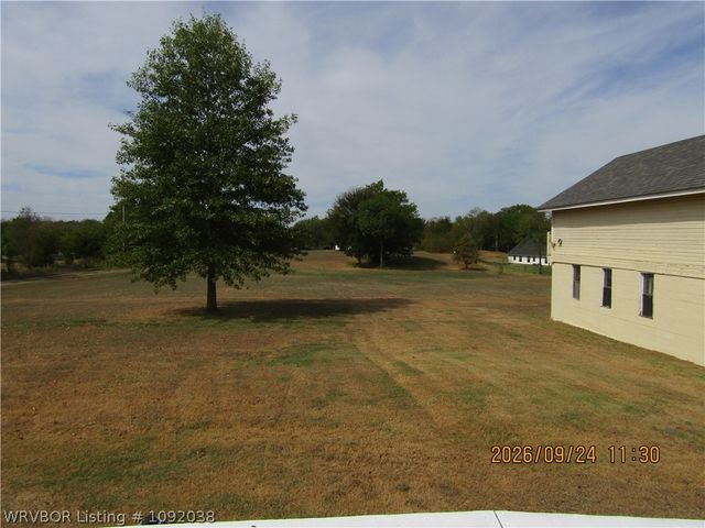 403 N Gray Street, Pocola, OK 74902