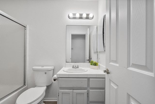 2199 Raleigh Circle, Hollister, CA 95023