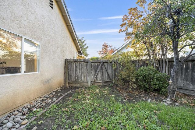 2199 Raleigh Circle, Hollister, CA 95023