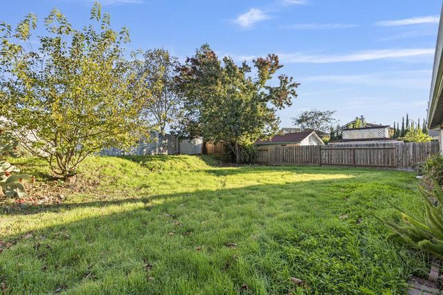 2199 Raleigh Circle, Hollister, CA 95023