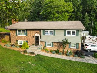 140 Tuit Acres Road, Corbin, KY 40701