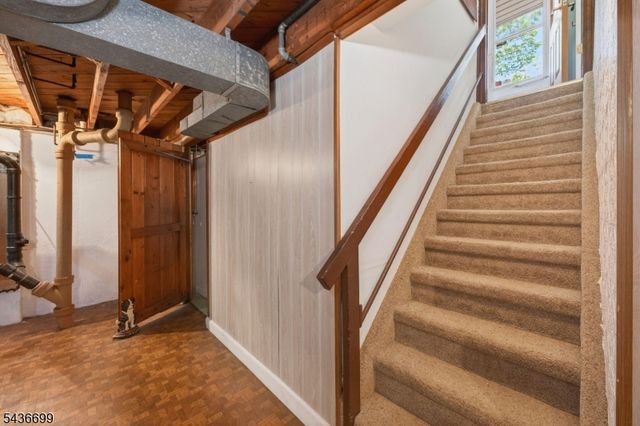 421 Melrose Ave, Middlesex Boro, NJ 08846