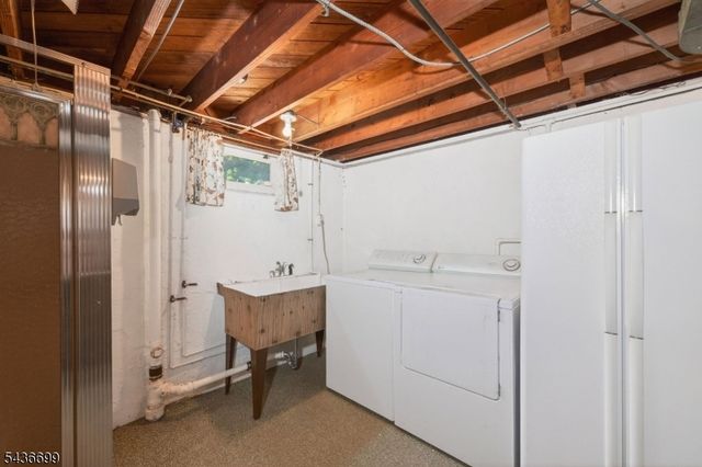421 Melrose Ave, Middlesex Boro, NJ 08846