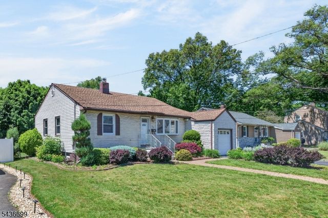 421 Melrose Ave, Middlesex Boro, NJ 08846