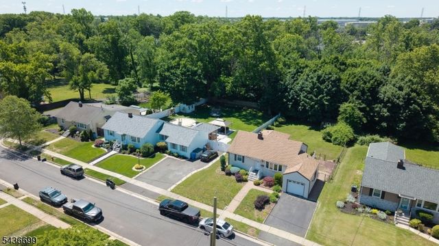 421 Melrose Ave, Middlesex Boro, NJ 08846