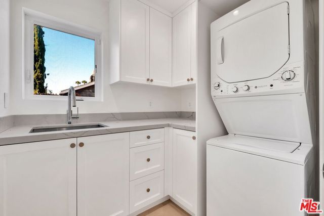 5433 Tampa Avenue, Los Angeles, CA 91356