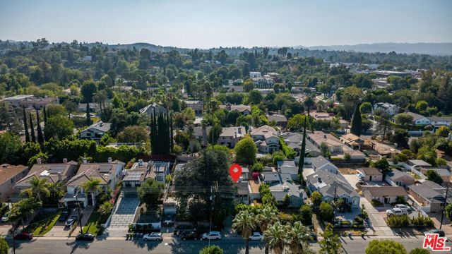 5433 Tampa Avenue, Los Angeles, CA 91356